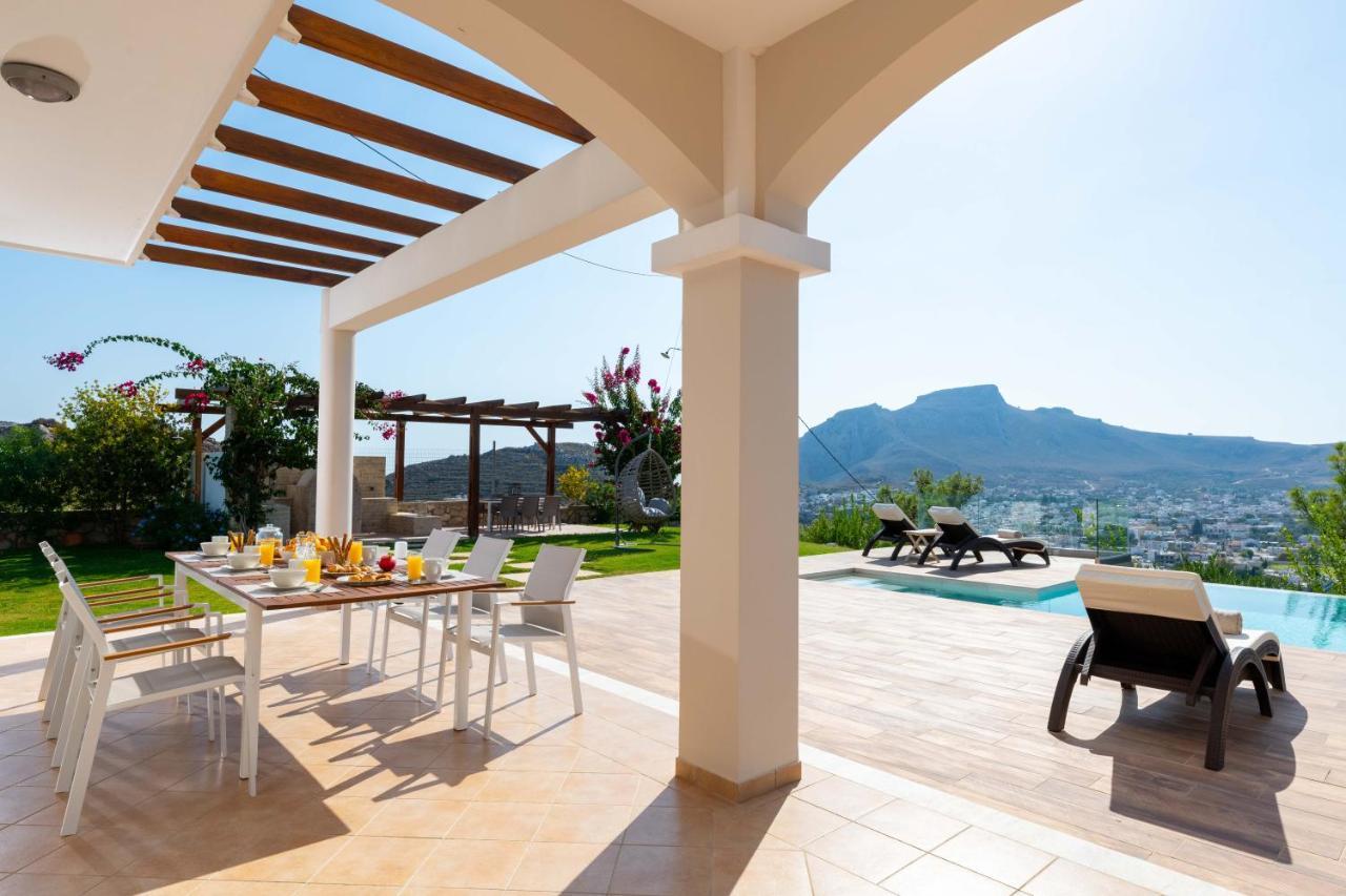 Villa Kamos アルハンゲロス エクステリア 写真